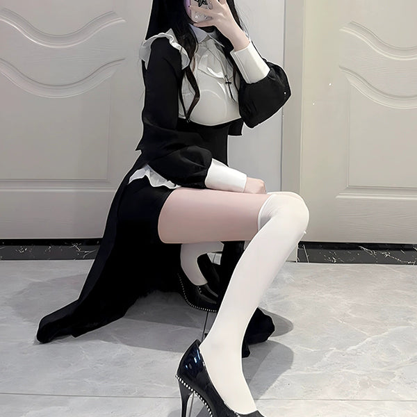 nun's habit