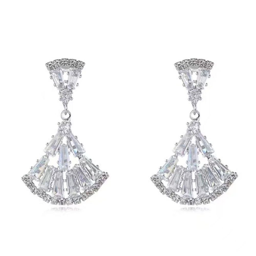 fan-shaped tassel earrings