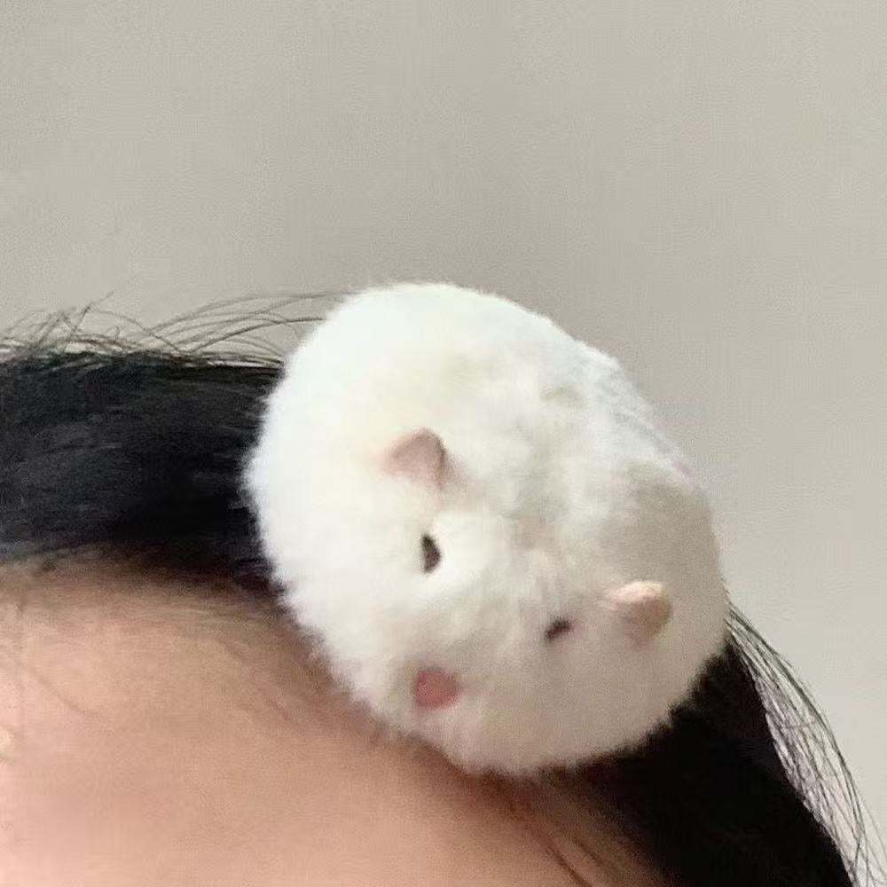Hamster hairpin
