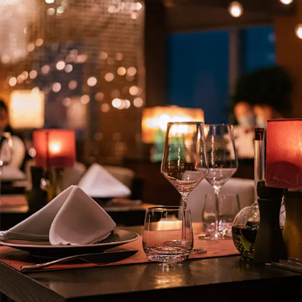romantic candlelit dinner