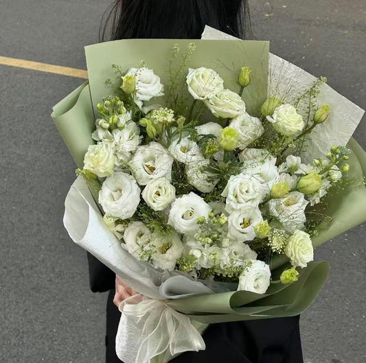 Facai’s Bellflower Bouquet