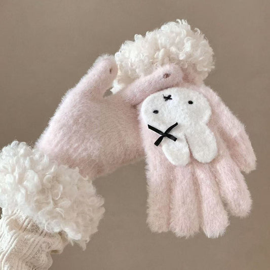 knitted gloves