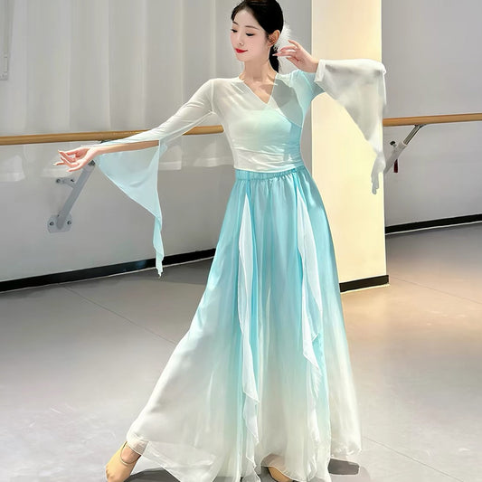 Chinese traditional ethnic clothing