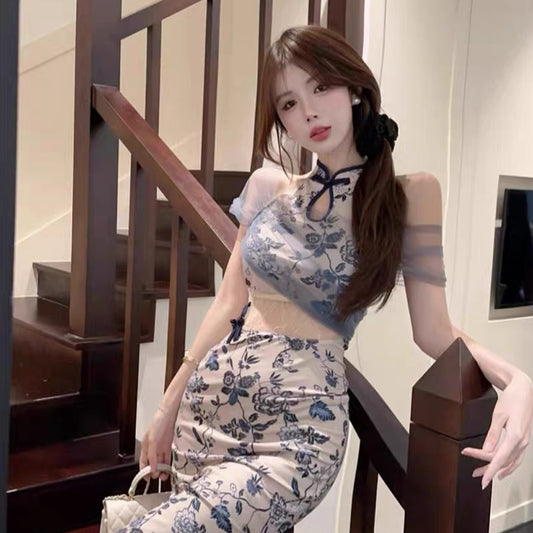 Blue lace cheongsam