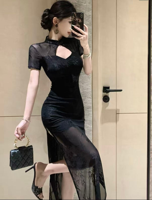A black new-style Chinese dress