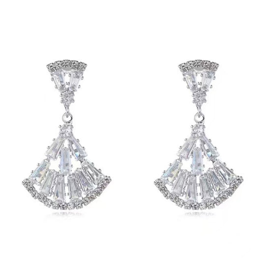 fan-shaped tassel earrings