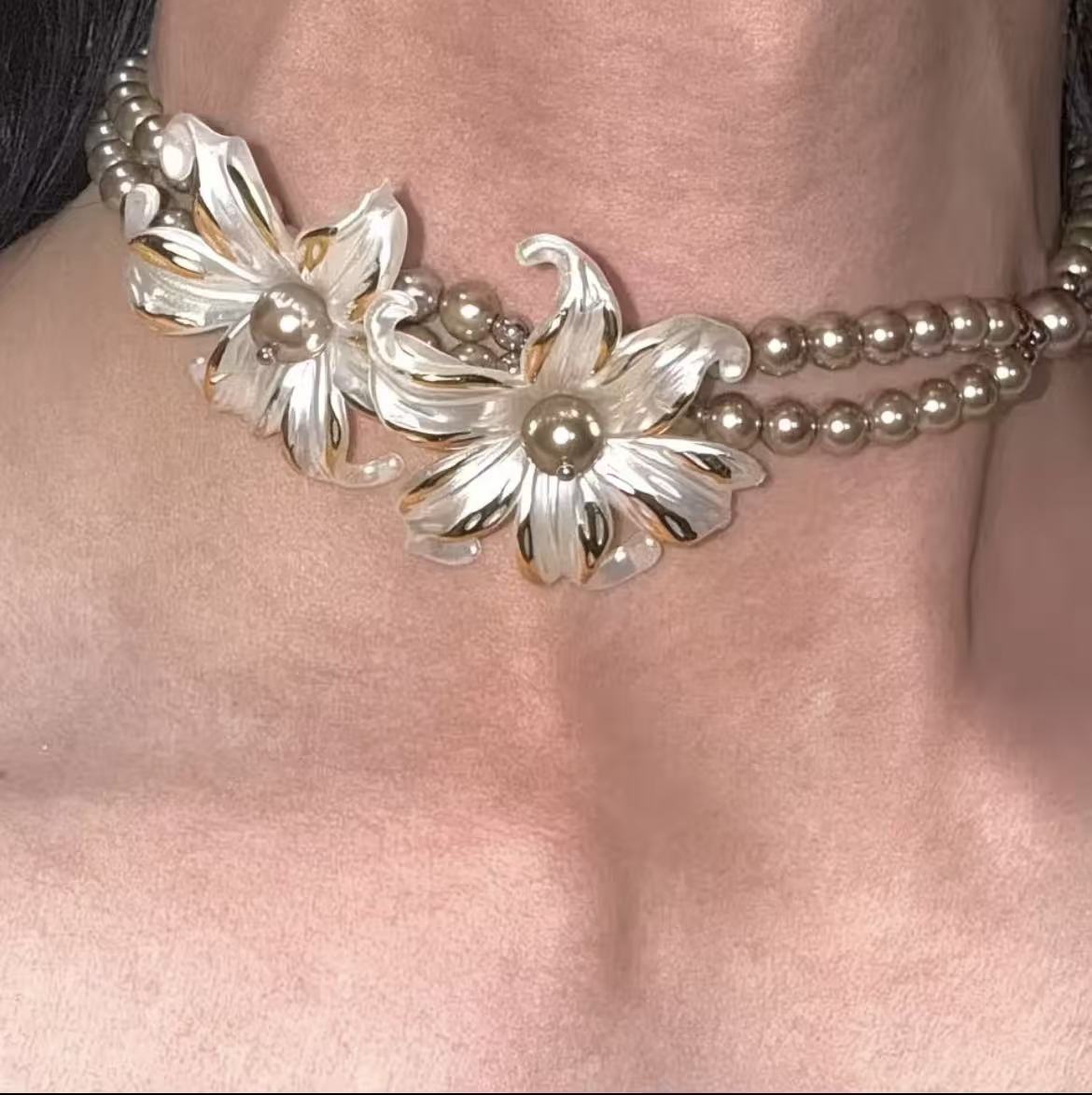 Pearl Flower Choker