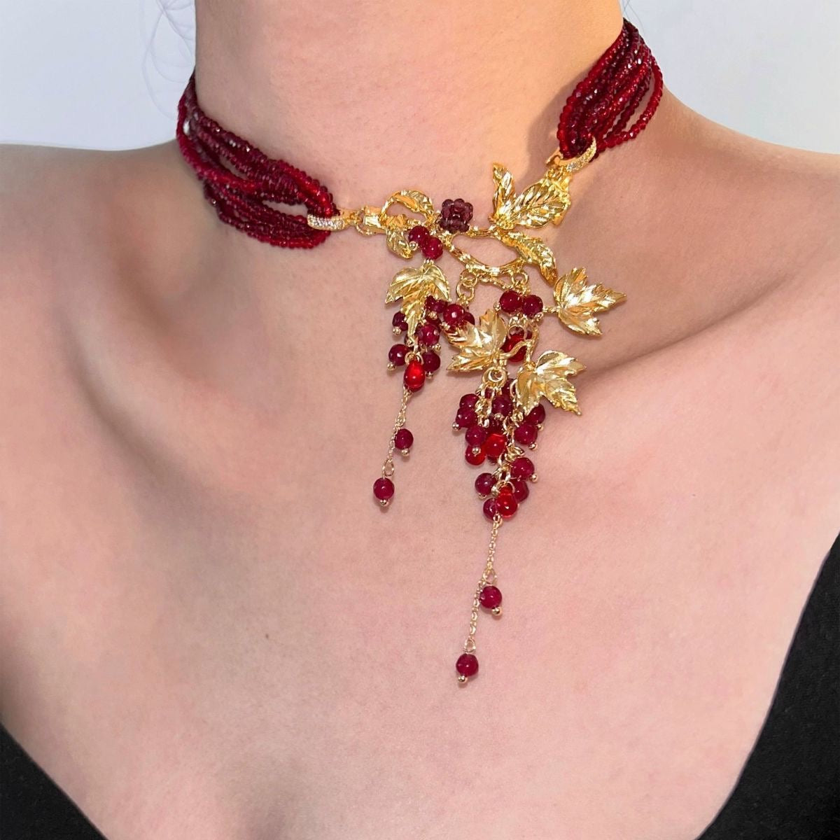 Red medieval collarbone chain